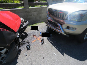 Nikdy nevlastnila řidičák, přesto usedla za volant. Havarovala i s miminkem na sedačce spolujezdce.