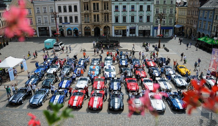 V Liberci si dali dostaveníčko milovníci legendárního vozu AC Cobra.