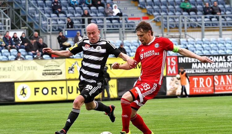 Dynamo se na turnaji v Sezimáku utkalo ve finále s Táborskem. Derby musely rozhodnout penalty