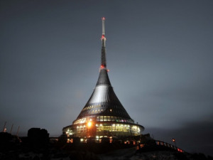 České radiokomunikace spouštějí vysílání DVB-T2 z Ještědu a Krašova