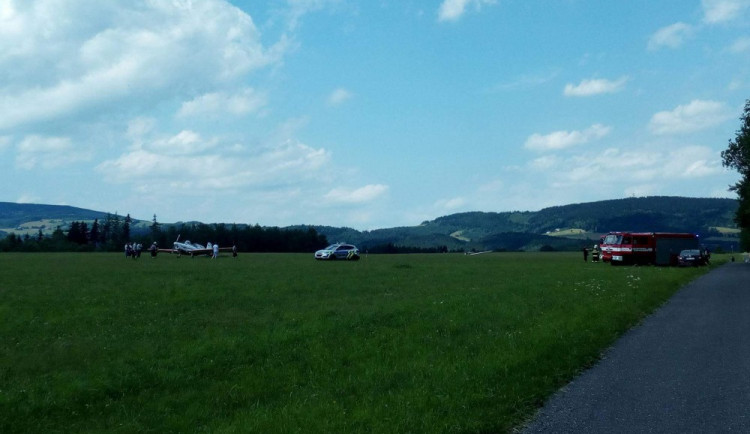 Další mimořádná událost na letišti v Hodkovicích.