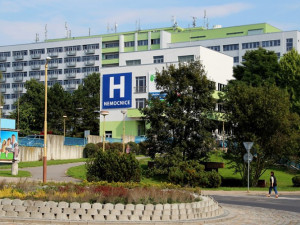 V českolipské nemocnici přibude až 130 míst k parkování