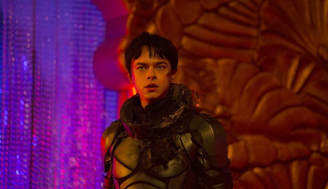 Valerian a město tisíce planet.