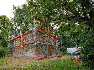 Kaplička na Uhelné prochází obnovou.