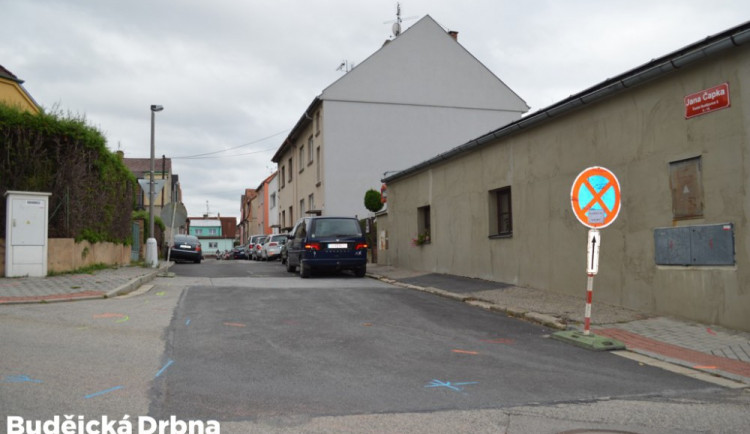 V pátek se uzavře ulice Jana Čapka. Rekonstrukce bude až do konce listopadu