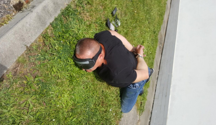 Policie v Příšovicích zatkla Poláka, měl u sebe pervitin za více než milion korun.