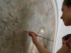 Na hradě Valdštejn zrestaurovali nástěnnou malbu s podobou Máchy