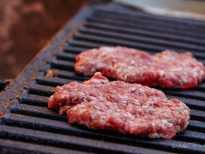 Multižánrový 4. ročník festivalu u "Kojota" klepe na dveře. Přijď si zasoutěžit v pojídání Burgerů již tento víkend.