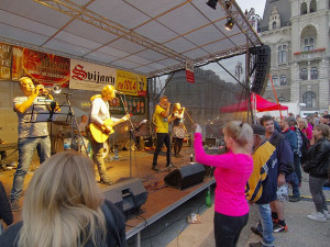 Na Libereckém pivním festivalu tekl zlatavý mok proudem, vytočilo se více než 13 tisíc piv.