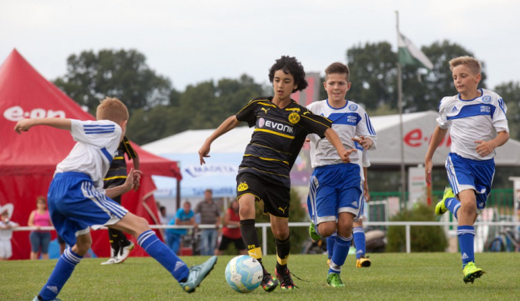 KAM ZA SPORTEM: Do Roudného míří Schalke, Hertha Berlín, Monako i Brusel