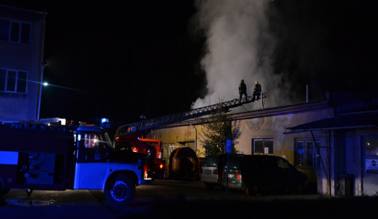 Požár bývalé brusírny.