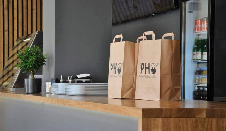 Oblíbené bistro Street Pho oslaví své první narozeniny. Pro své zákazníky připravilo další novinky.