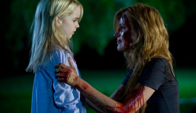 Mckenna Grace, Bella Thorne.