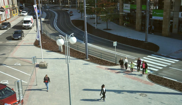 Rumunská ulice je opět otevřená.