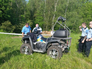 Policisté se opět zaměřili na motorkáře v lesích a na soukromých pozemcích