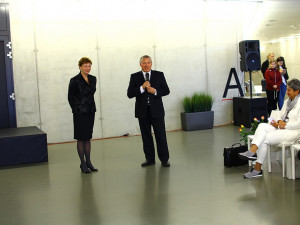 Přehlídku s překvapením zahájil rektor Zdeněk Kůs.