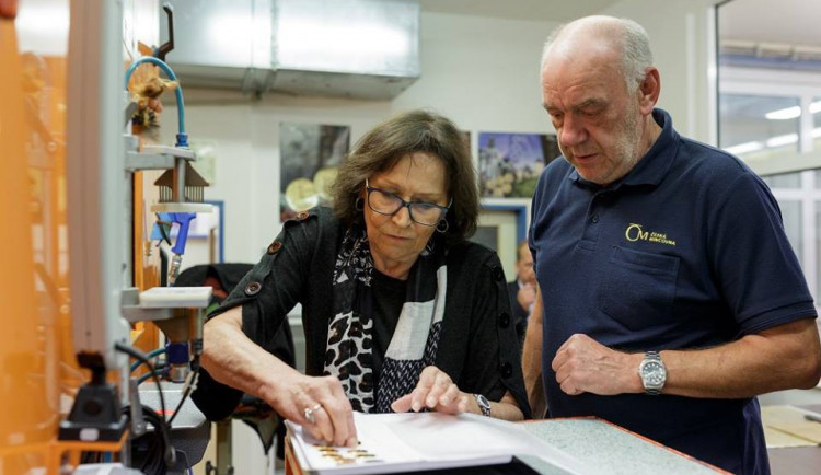 Marta Kubišová si v Jablonci vyrazila zlaťák se svou podobou.