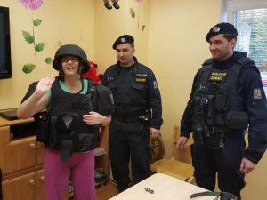 Policisté se zaměřili na nejzranitelnější. Navštívili Domov a Centrum denních služeb.