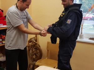 Policisté se zaměřili na nejzranitelnější. Navštívili Domov a Centrum denních služeb.