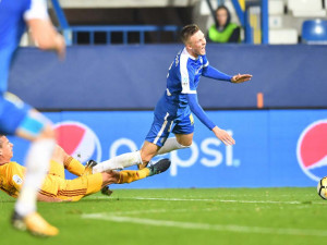 Tři body zůstávají U Nisy. Slovan v ofenzivním utkání porazil Duklu 3:0
