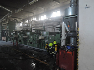 Při požáru lisu v Raspenavě vznikla škoda za milion korun.