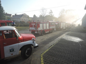 Při požáru lisu v Raspenavě vznikla škoda za milion korun.