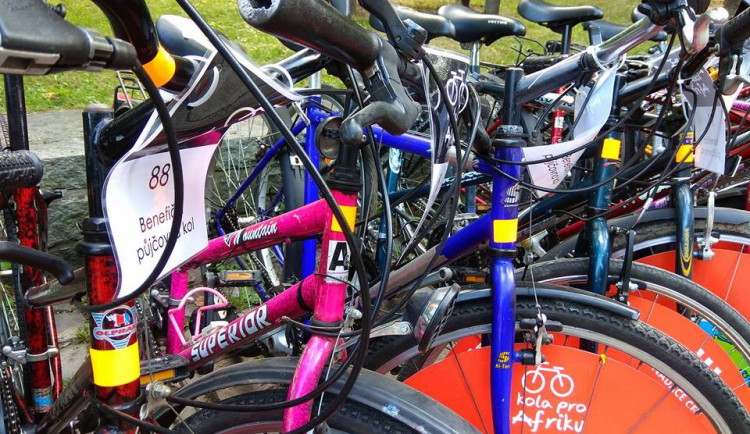 Kola pro Afriku.
