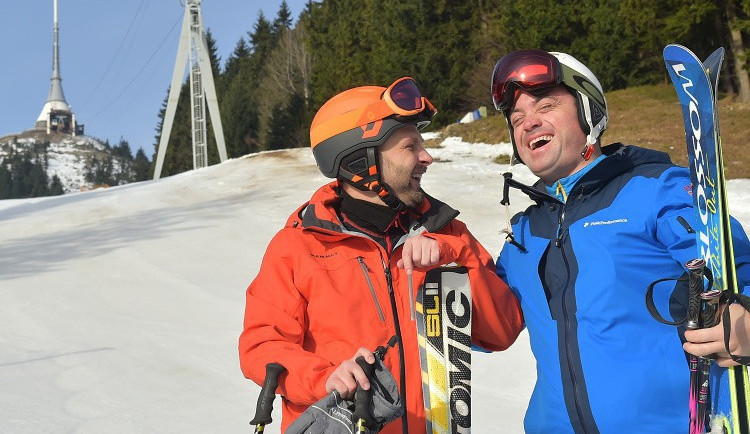 Liberec musí o další měsíc odložit schválení podmínek pronájmu skiareálu na Ještědu společností Tatry Mountain Resorts (TMR) miliardáře Igora Rattaje.