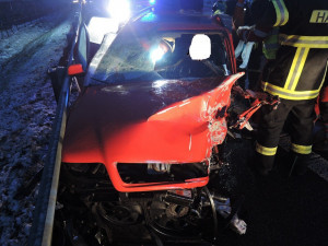 Vážná dopravní nehoda zastavila provoz na frekventované silnici u Václavic.