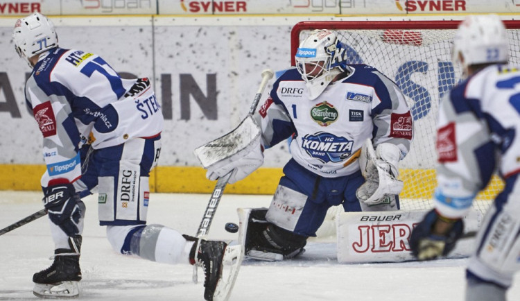 Exbrněnský Kvapil rozhodl o výhře Tygrů nad Kometou 4:3.