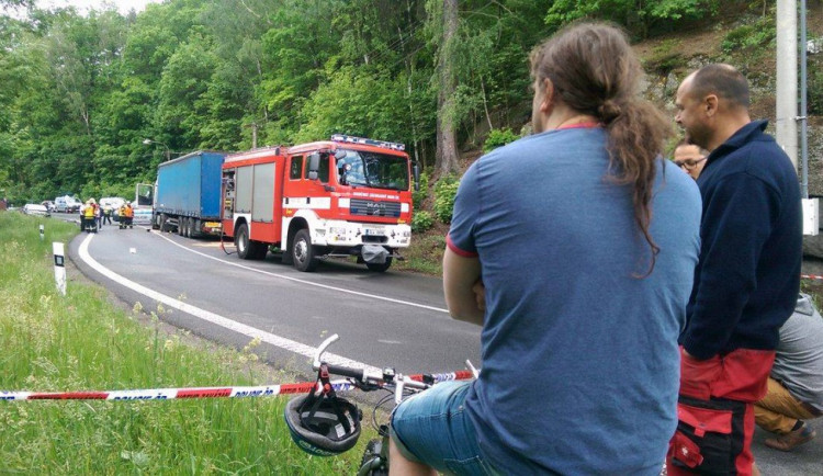 Smrtelná nehoda v Mníšku.