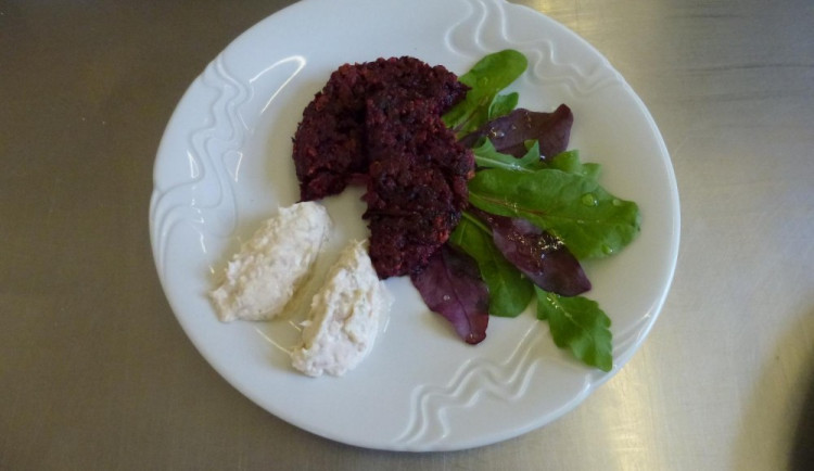 Kuchařská naděje z Turnova je ve finále soutěže Svačina roku. Uvařte si podle finálového receptu.