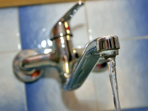 Průměrná domácnost na Frýdlantsku zaplatí příští rok za vodu zhruba o 420 korun víc