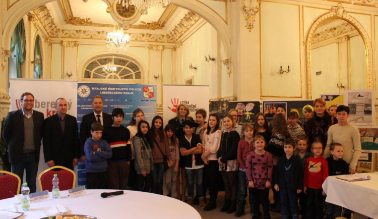 Výtvarná soutěž „Buď vidět nejen na podzim“ má své vítěze.