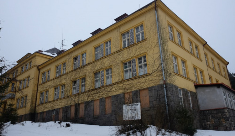 Bývalá porodnice v Jablonci.