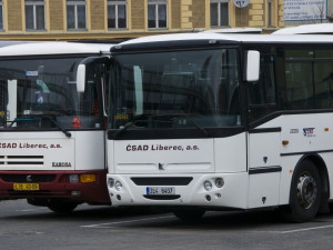 Autobusy na Liberecku vyjedou normálně podle jízdních řádů. Dopravu zajistí ČSAD Liberec