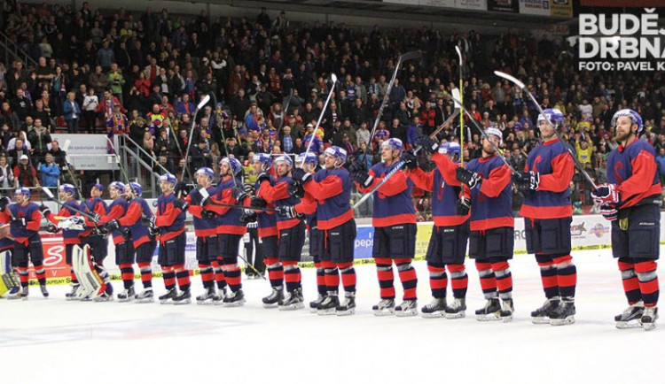 SOUTĚŽ: Vedoucí Motor hostí v retro zápase druhé Karlovy Vary