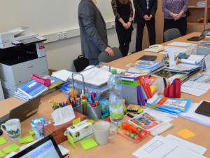 Základní škola Kaplického v Liberci má dvě nové odborné učebny a bezbariérový přístup.