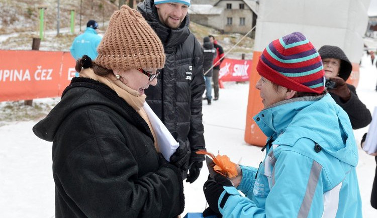 Milada Raslová a peruánská velvyslankyně.