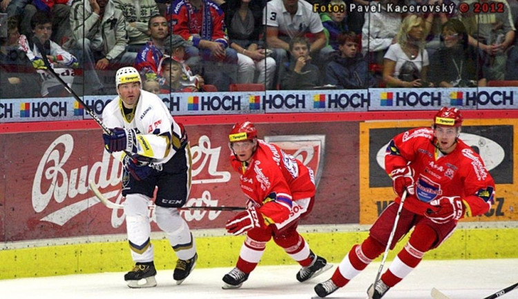 Jágr se má pro Calgary rozehrát v Česku. Po pěti letech by tak nastoupil v Budvar aréně