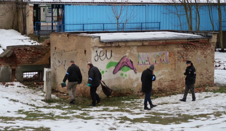 Místo nálezu těla muže.