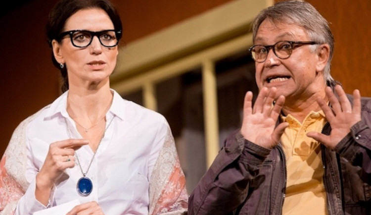 Celebrity s.r.o. Divadelní komedii o natáčení divadelního seriálu zahrají v Lidových sadech