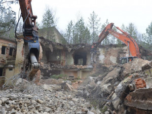 Kraj chystá další demolice v bývalém vojenském prostoru Ralsko