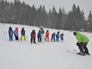V Libereckém kraji vyrazily o víkendu na lyže tisíce lidí