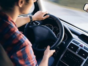 Řidičák si od začátku roku vyměnilo 30 tisíc řidičů, půl milionu motoristů výměna ještě čeká