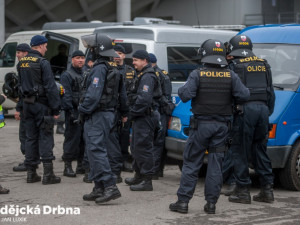 Na sever Čech míří Baníkovci, policie připravuje mimořádná opatření