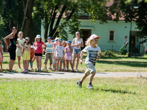 Jablonec bude v létě znovu přispívat na pobyty pro nejmenší děti