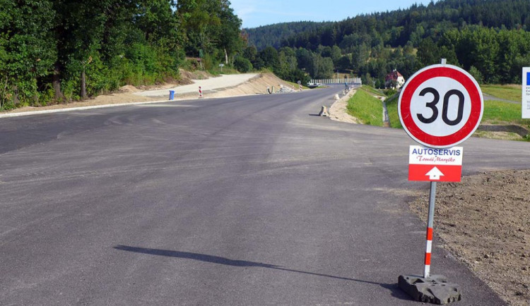 Liberecký kraj kritizuje závěry kontrolního úřadu v prověrce oprav silnic