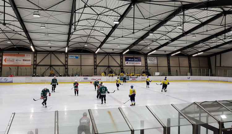 SPORTOVNÍ TAHÁK: Český Krumlov a Strakonice rozehrají finále krajské hokejové ligy