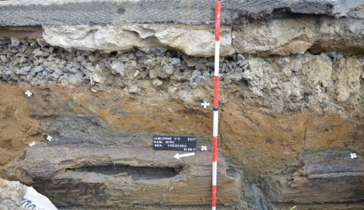 V Jablonném v Podještědí pokračuje rozsáhlý archeologický průzkum.
